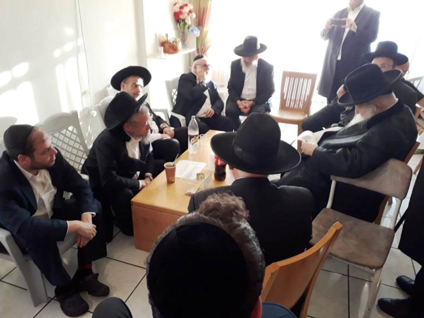 גדולי ישראל בניחום אבלים אצל הגר"י ברייטקופף