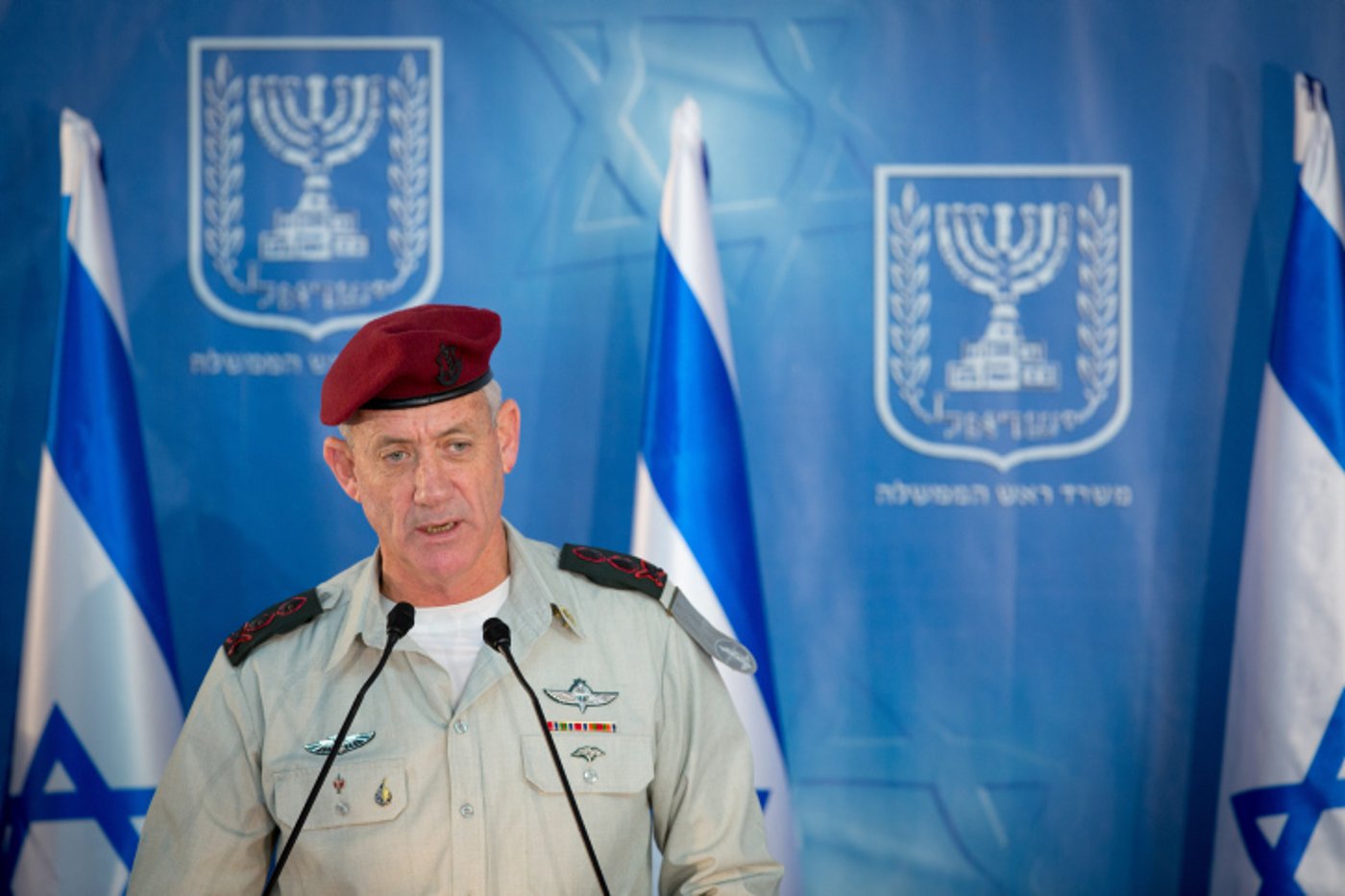 ביום הבחירות: בית הדין בהאג ידון נגד גנץ