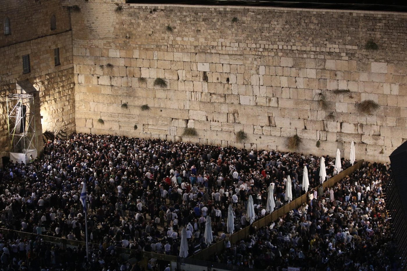 תיעוד מיוחד מעצרת הסליחות בכותל המערבי