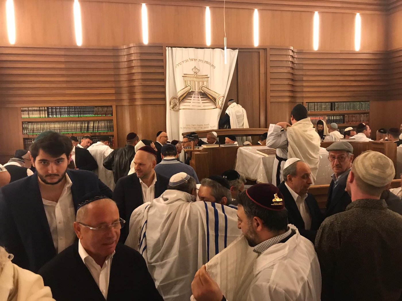 רבה של ברלין: לאבטח את בתי הכנסת בגרמניה