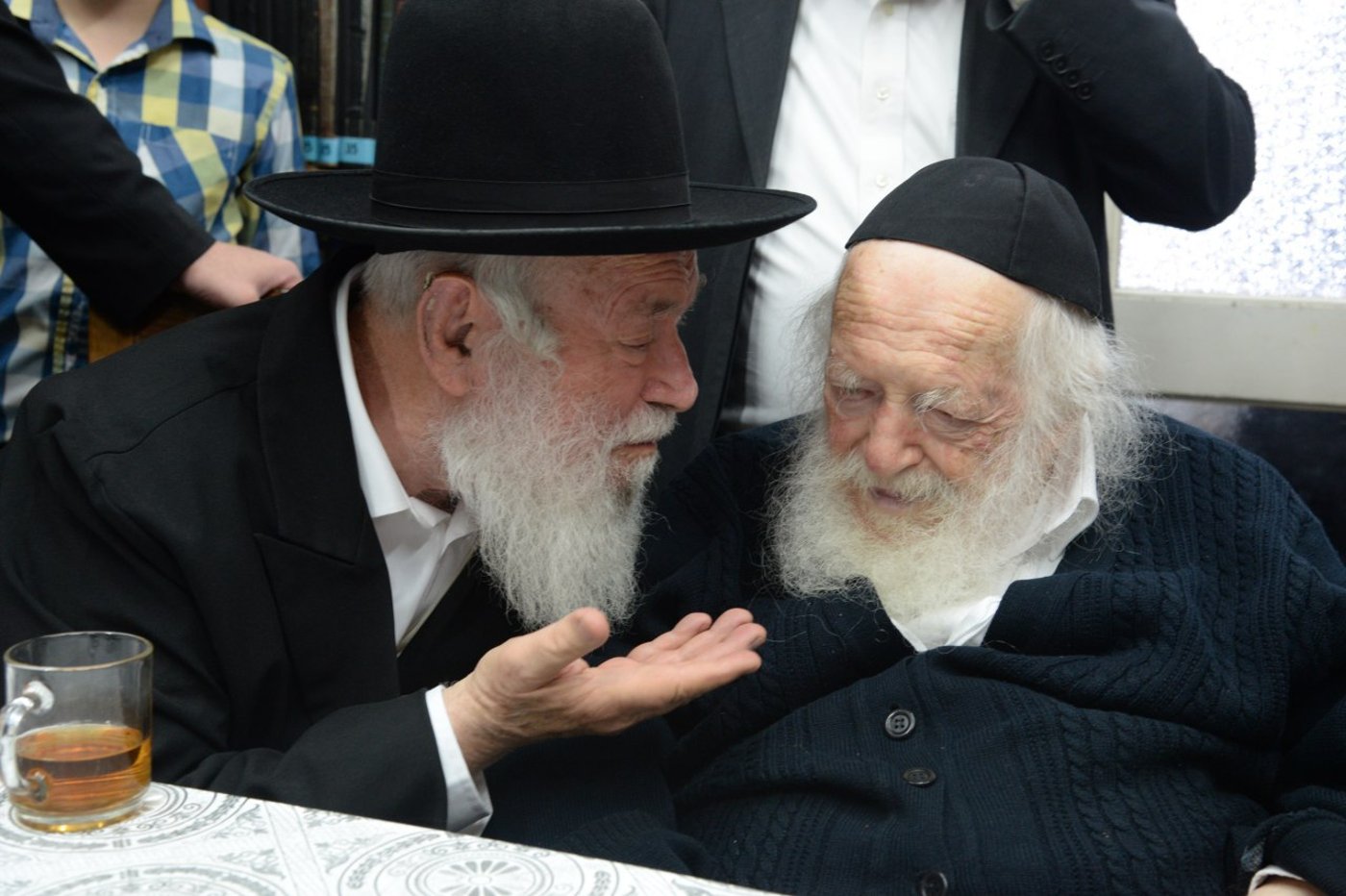 צפו: הגר"מ סילמן הוכתר בבית שר התורה
