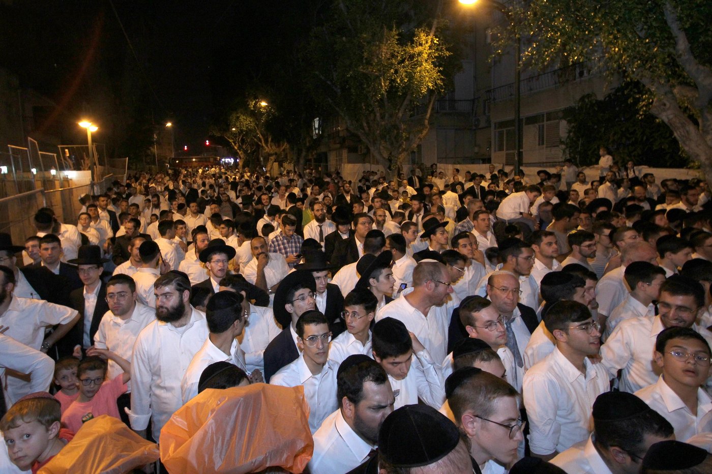 50 אלף איש! בשמחה הגדולה בישראל בחצר הקודש מישקולץ בפתח תקוה