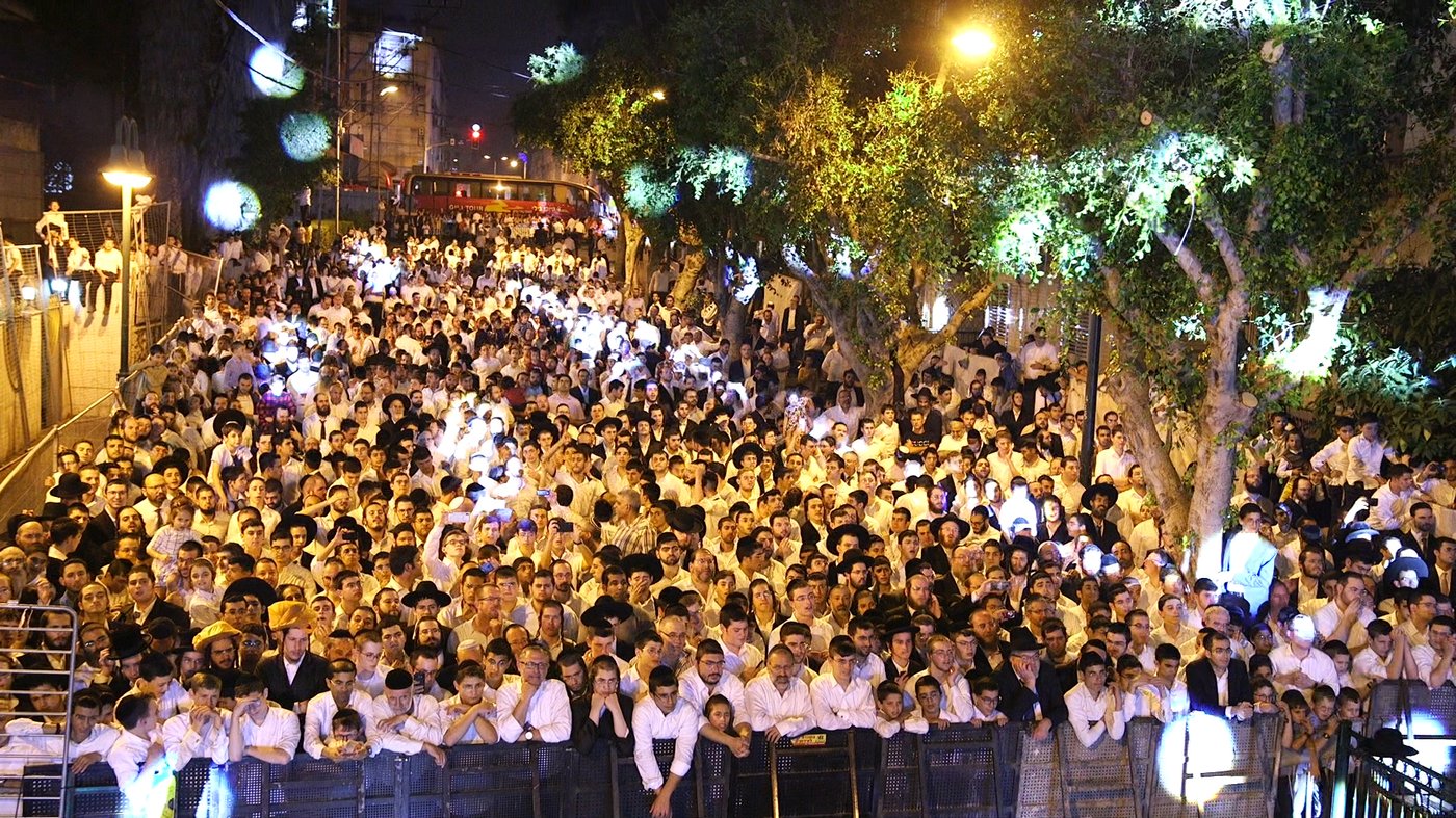 50 אלף איש! בשמחה הגדולה בישראל בחצר הקודש מישקולץ בפתח תקוה