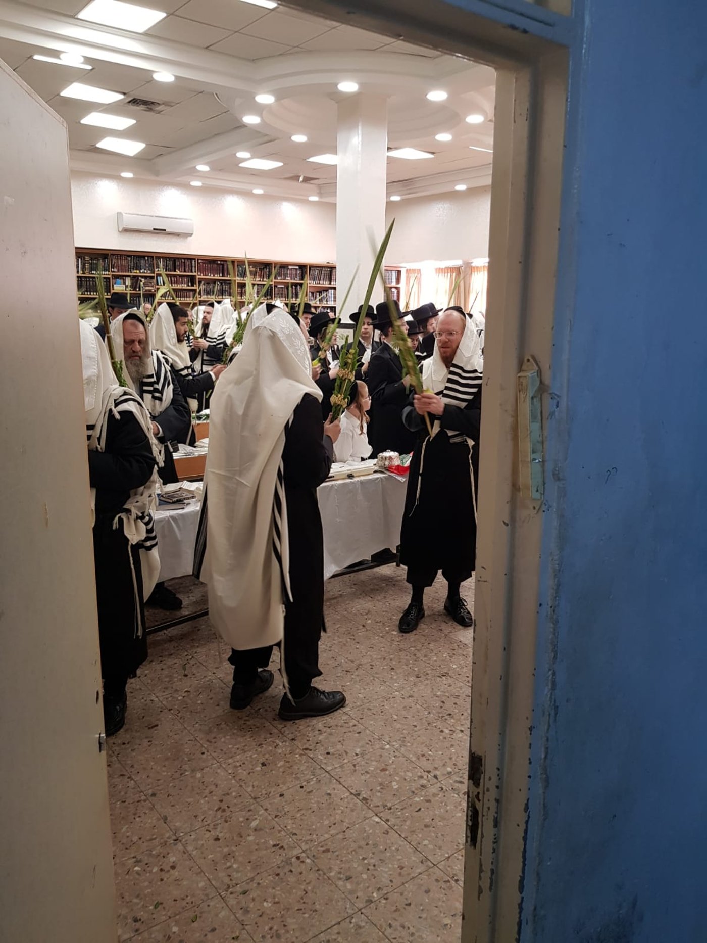 'הושענא רבה' אצל הגאון רבי שאול אלתר • תיעוד