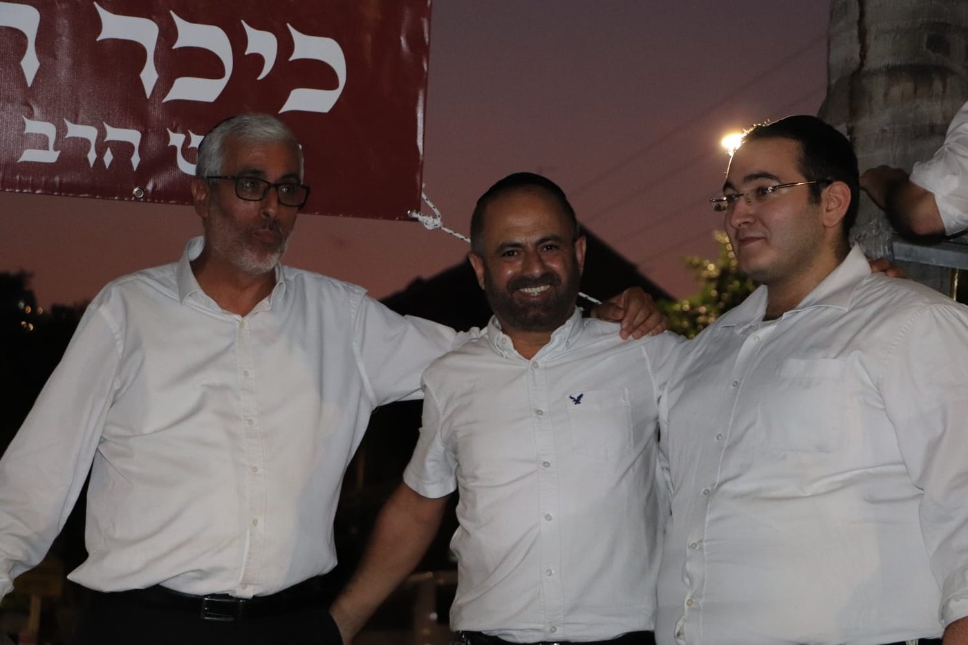 התושבים החליטו: "כיכר הרב עובדיה" • צפו