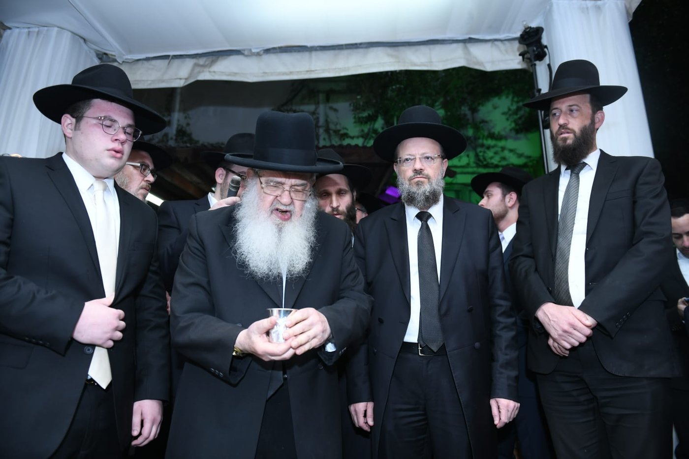 כל המי ומי בחתונת בנו של ח"כ יעקב אשר. צפו