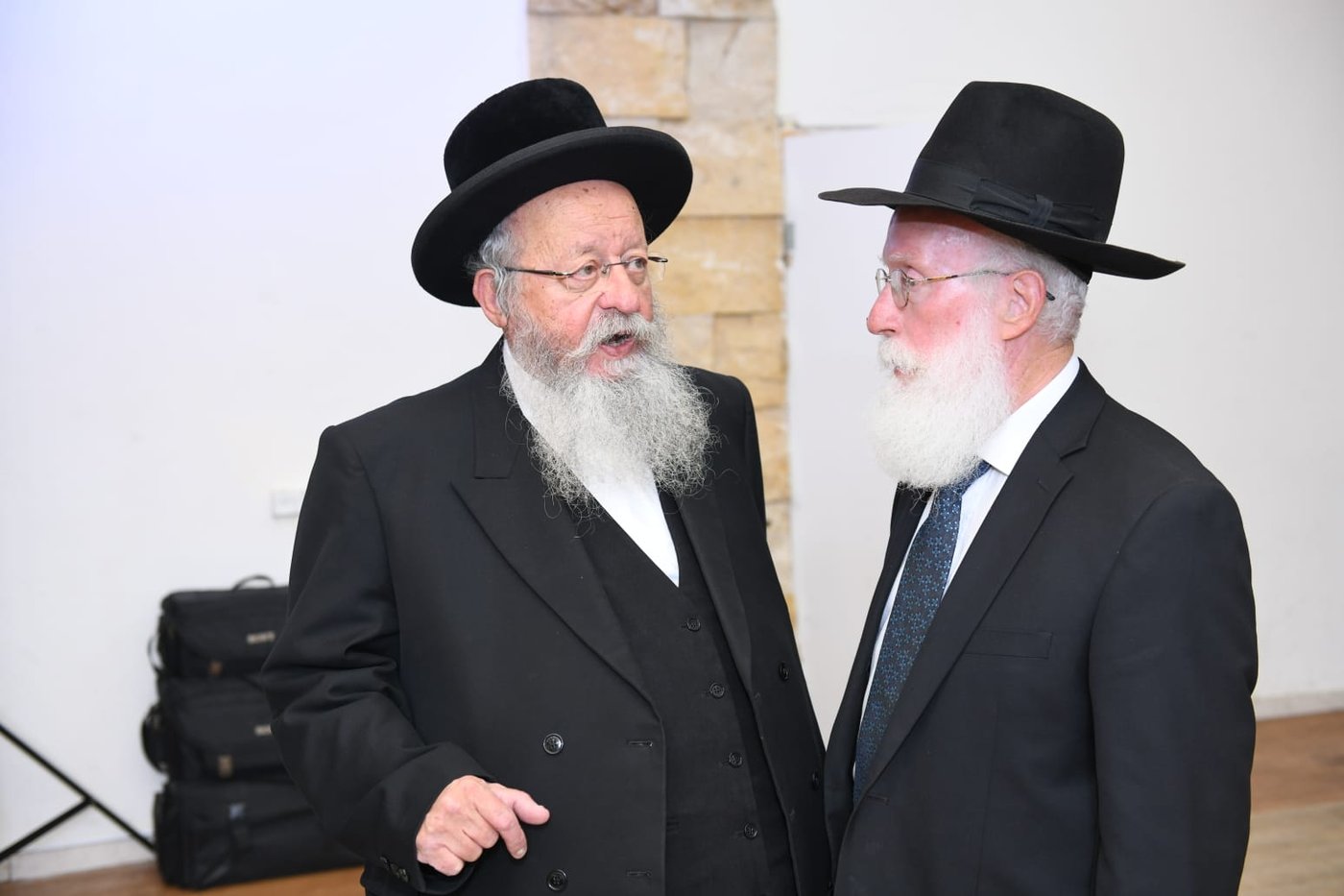 כל המי ומי בחתונת בנו של ח"כ יעקב אשר. צפו