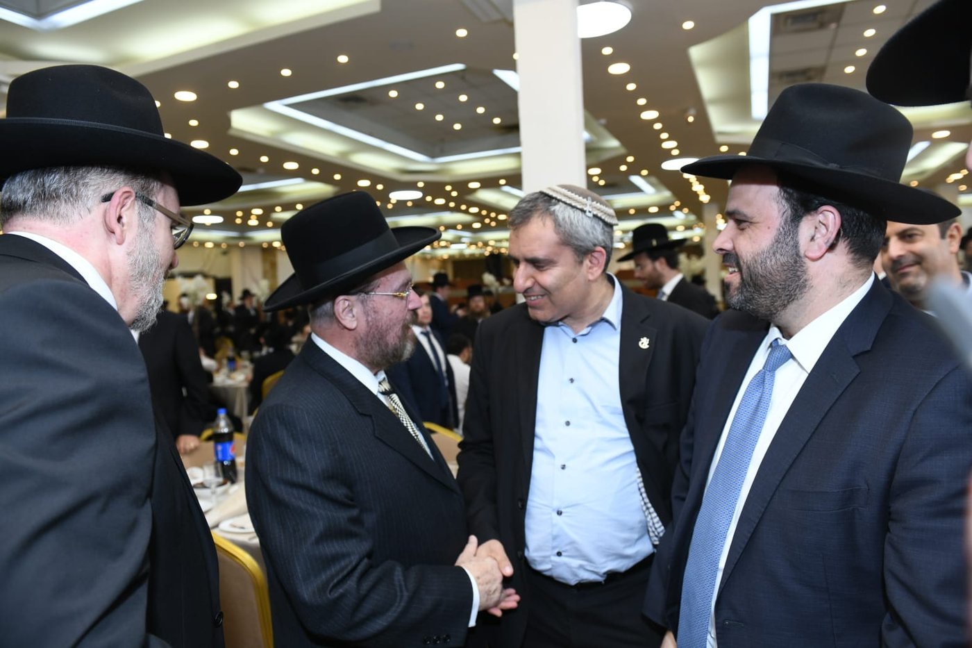 כל המי ומי בחתונת בנו של ח"כ יעקב אשר. צפו