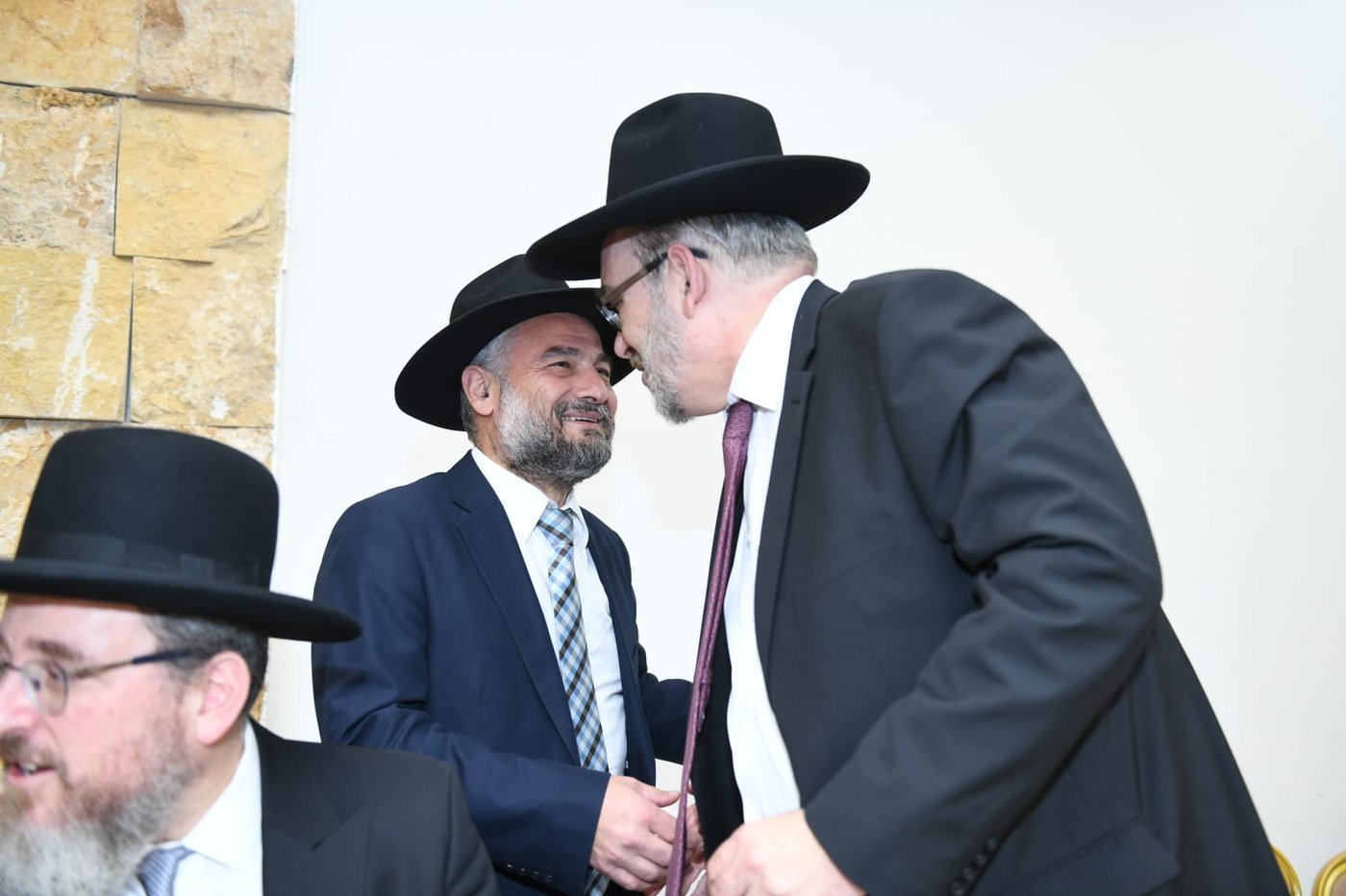 כל המי ומי בחתונת בנו של ח"כ יעקב אשר. צפו
