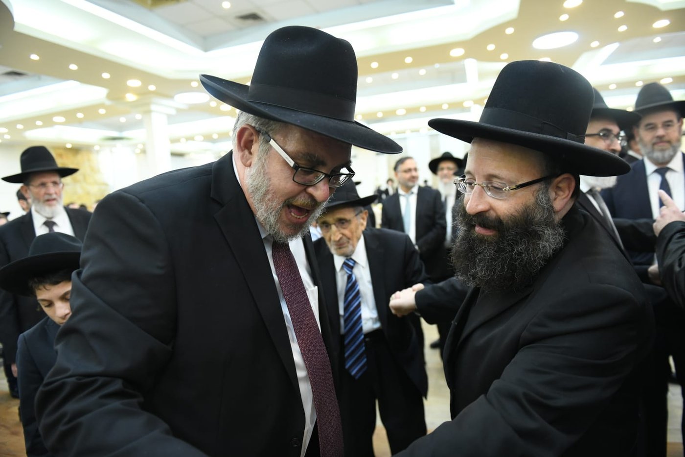 כל המי ומי בחתונת בנו של ח"כ יעקב אשר. צפו
