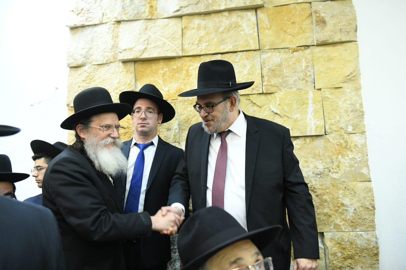 כל המי ומי בחתונת בנו של ח"כ יעקב אשר. צפו