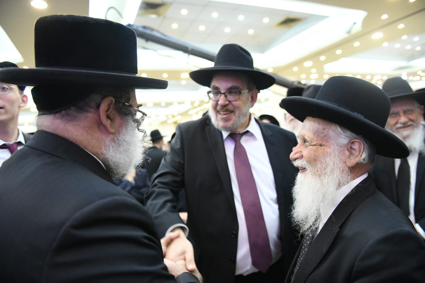 כל המי ומי בחתונת בנו של ח"כ יעקב אשר. צפו