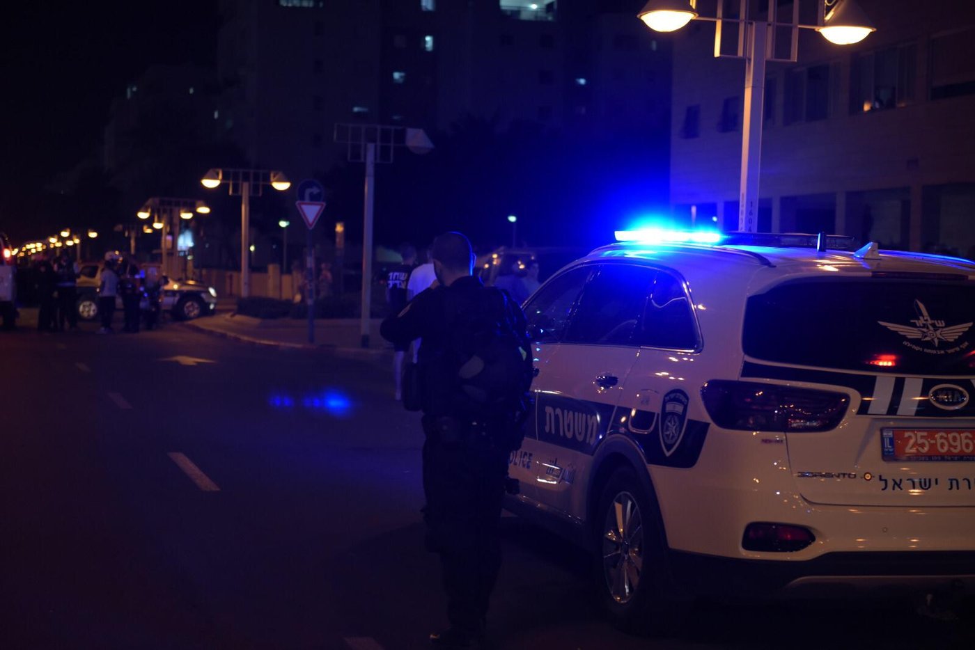 צפו במטח לאשדוד; רסיסי רקטה נפלו בעיר