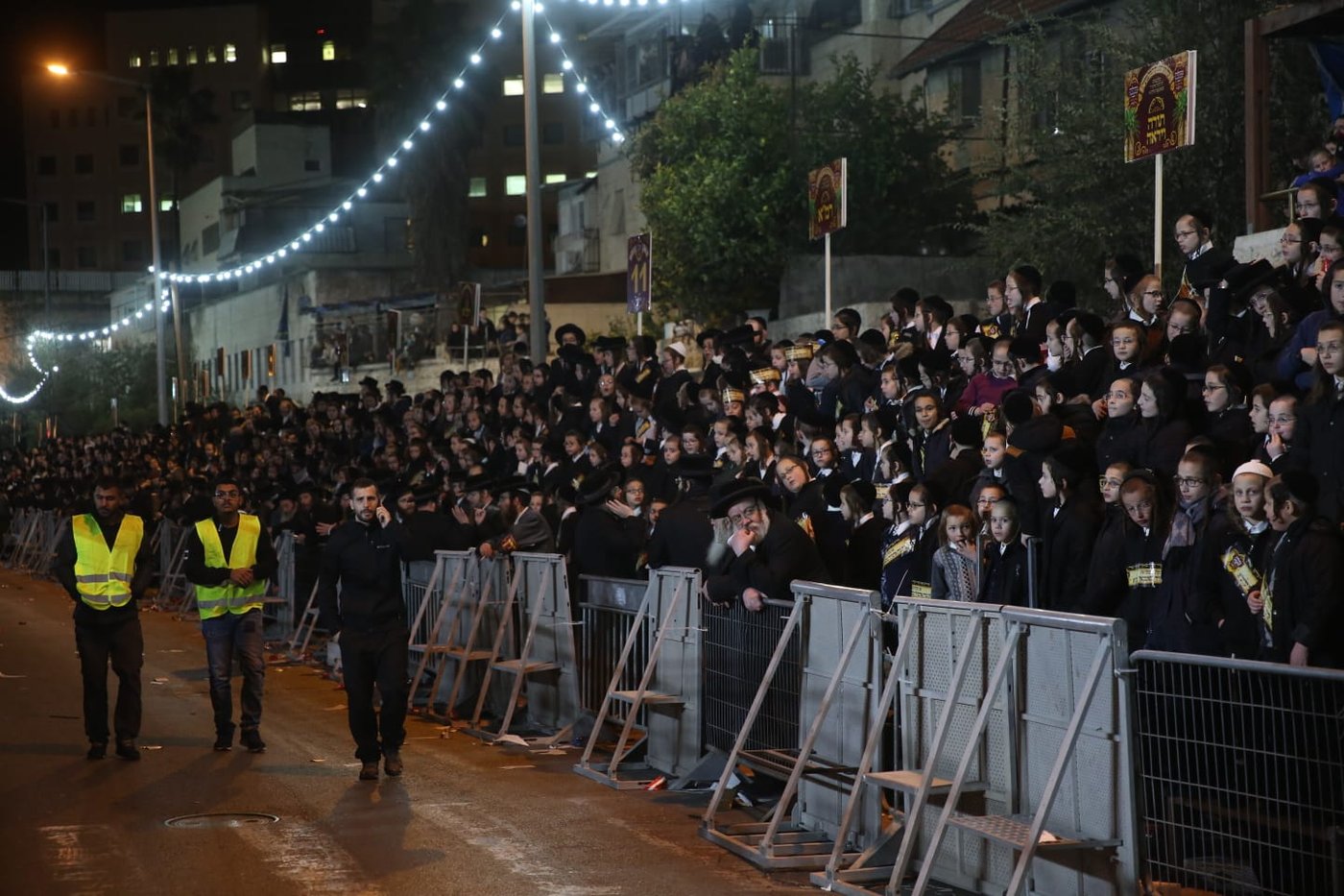 צפו: רבבות בקבלת פנים לאדמו"ר מסאטמר