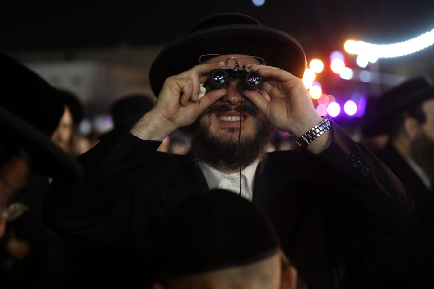 צפו: רבבות בקבלת פנים לאדמו"ר מסאטמר