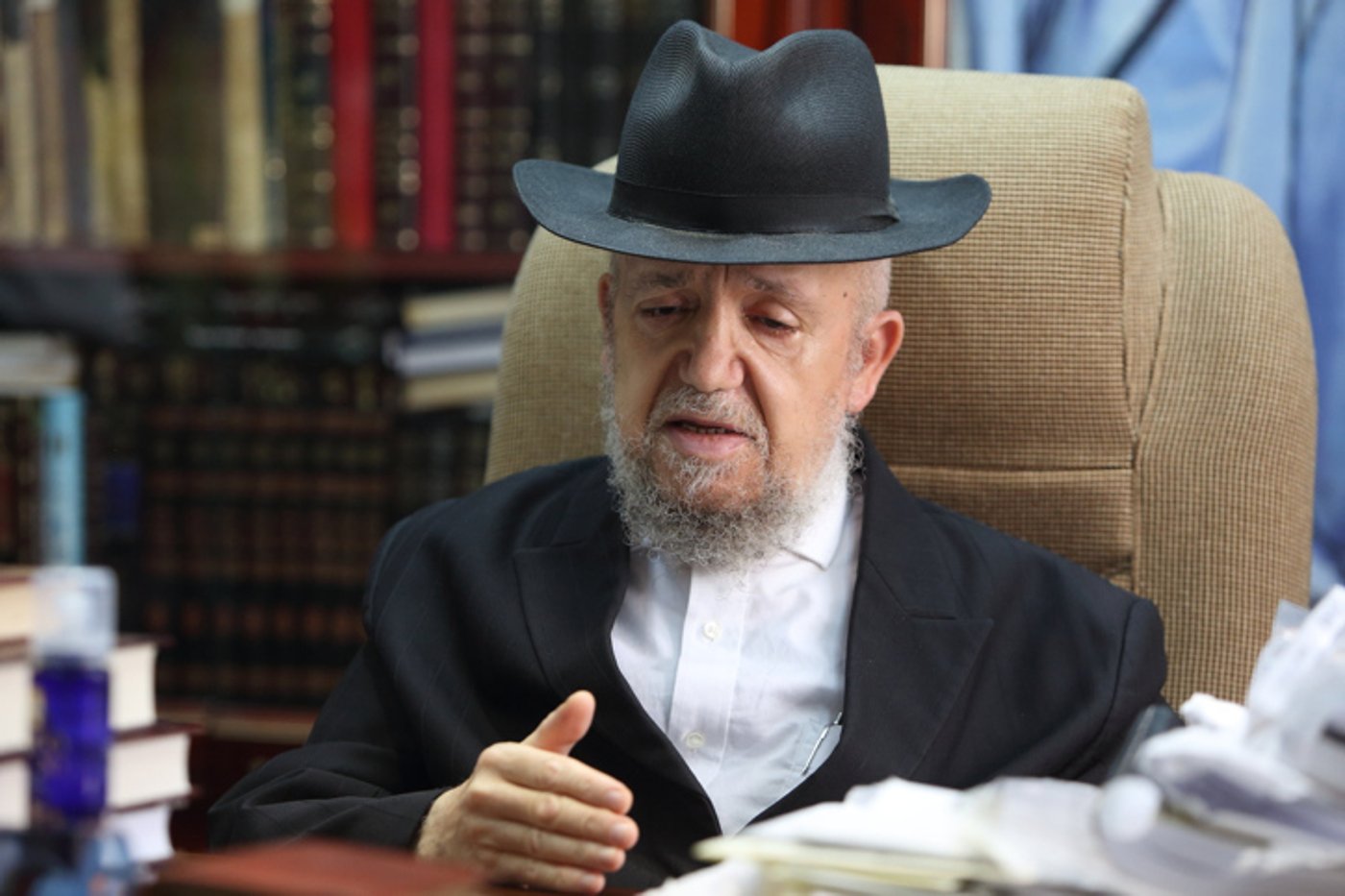 רבני הקהילה שאלו את הגר"מ: רבים שברו יד או רגל