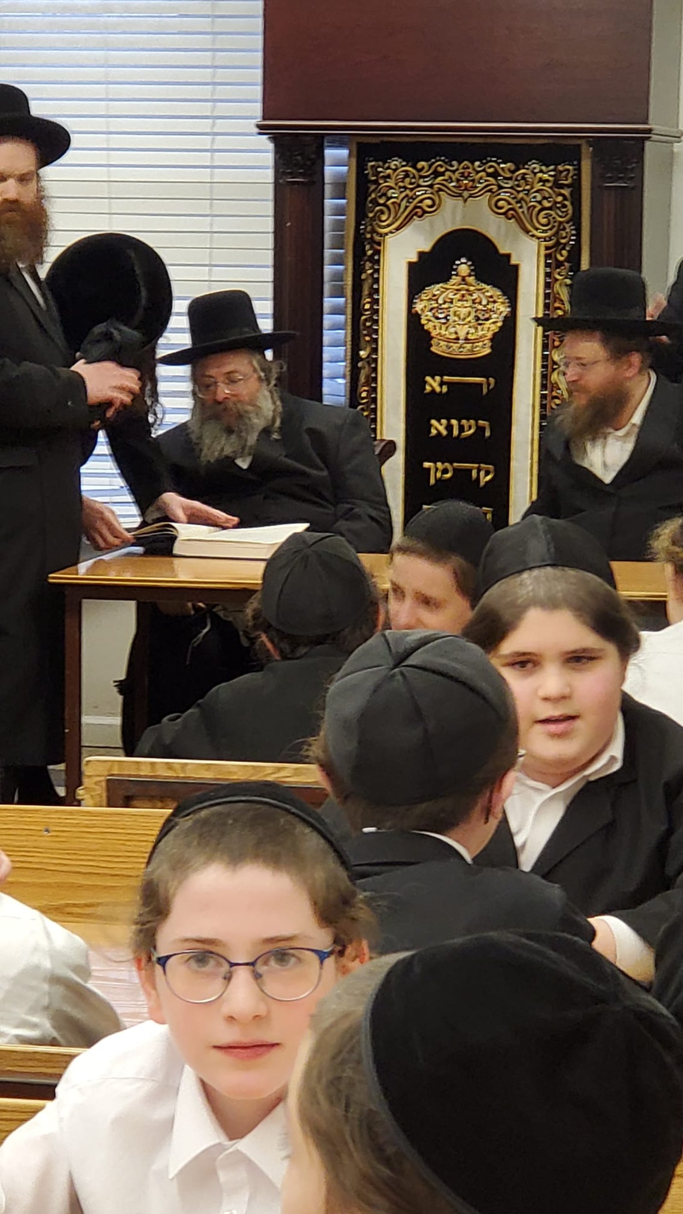 בני האדמו"ר מגור ביקרו את הקהילה בארה"ב