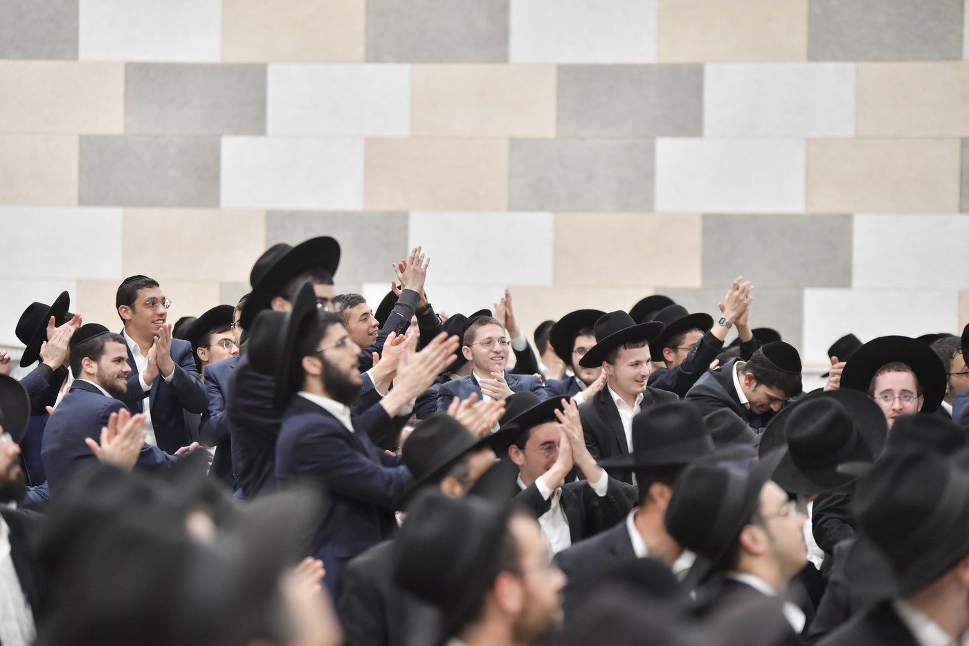 באשדוד סיימו את הש"ס לע"נ הגאון רבי דב צבי קרלנשטיין זצ"ל
