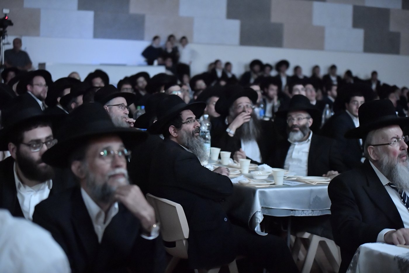 באשדוד סיימו את הש"ס לע"נ הגאון רבי דב צבי קרלנשטיין זצ"ל