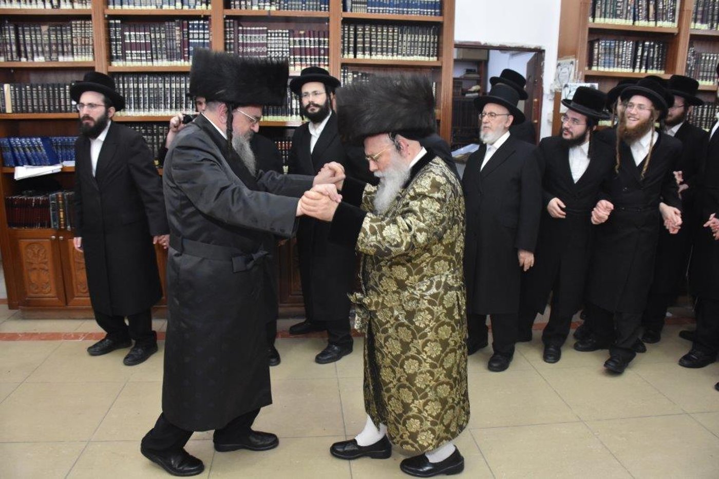 שמחת השבע ברכות לנכד האדמו"ר ובת הגאב"ד