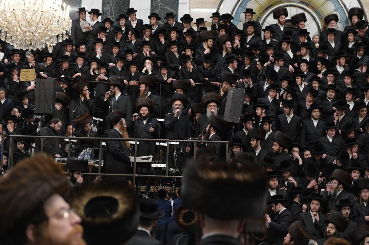 אלפים בשמחת החתונה לנכד האדמו"ר מסאטמר