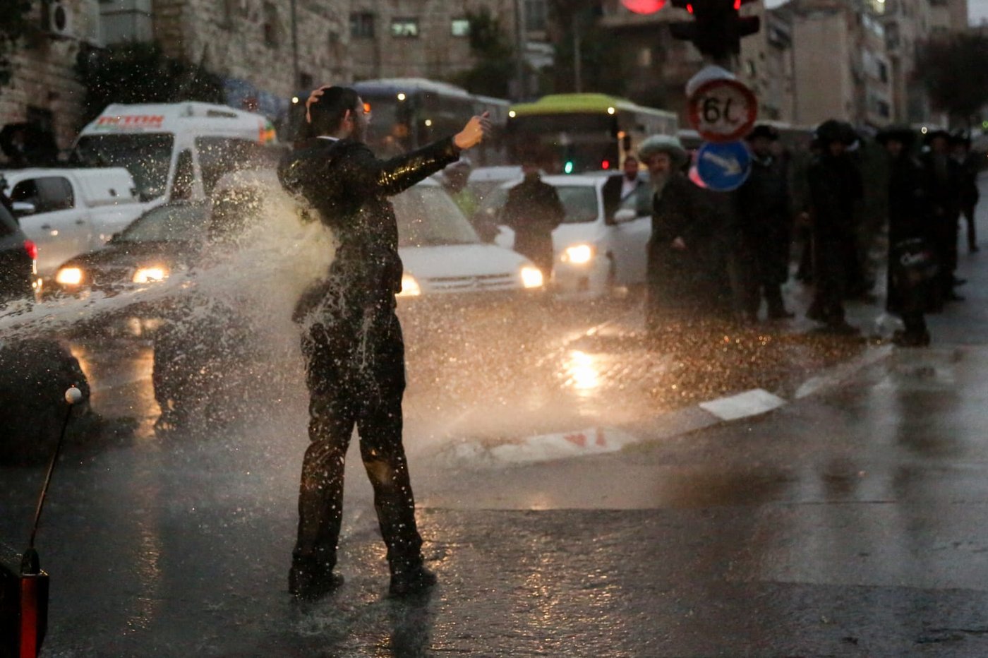 מעצר העריק הוארך בחודש; הפלג יוצא להפגין במרכז הארץ