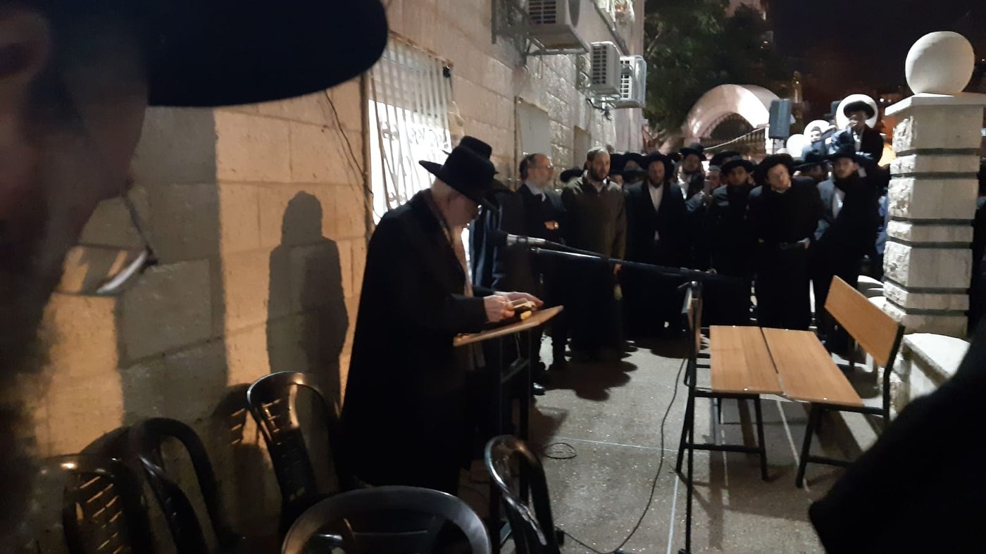 האב השכול נפרד מבנו שנהרג בתאונה: "אני אוהב אותך, גם אימא"