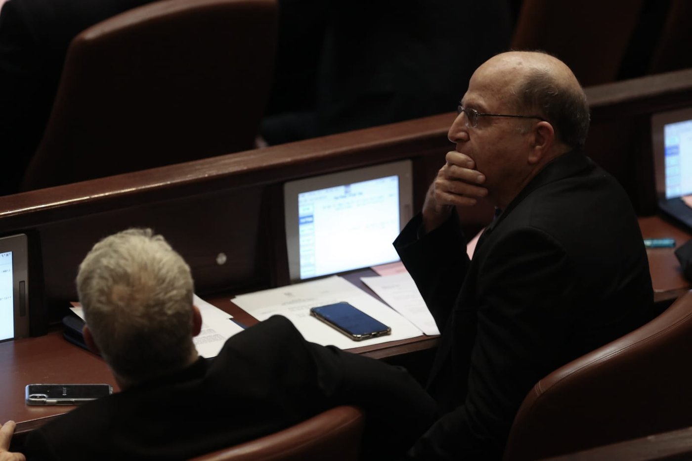תיעוד: על מה שוחחו אורי מקלב ויאיר לפיד?