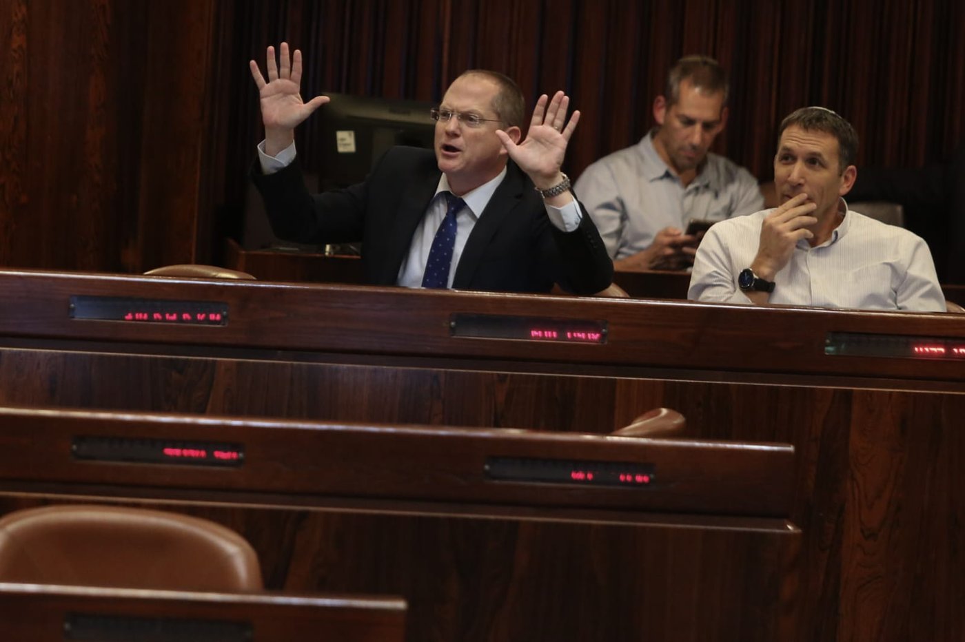 תיעוד: על מה שוחחו אורי מקלב ויאיר לפיד?