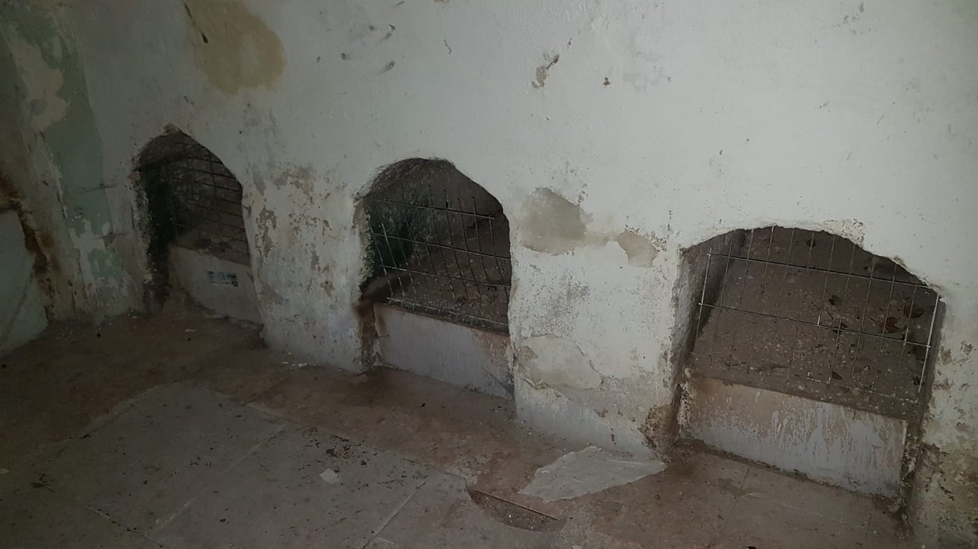 יהודי מימן, מוסלמים שיפצו את מערת האמורא רבי יהושע
