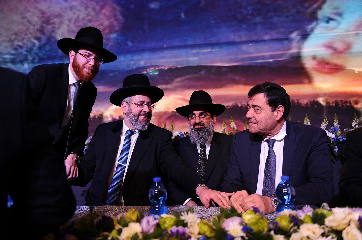 תיעוד ענק: מעמד סיום הש"ס כולו ביום אחד