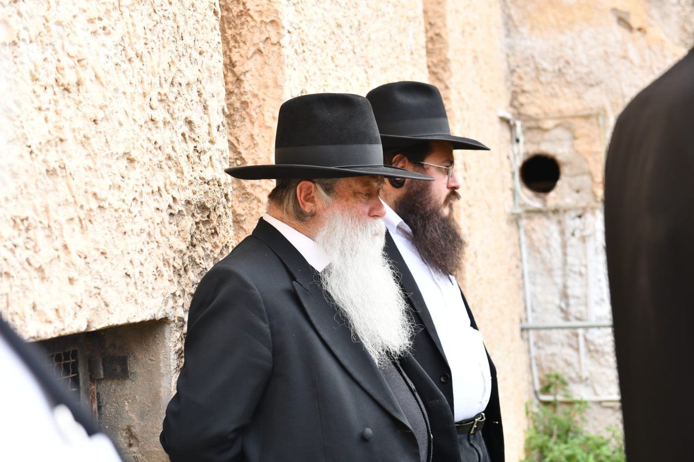 המונים בהלווית 'הצדיק מבני ברק' רבי יצחק גרודז'ינסקי זצ"ל