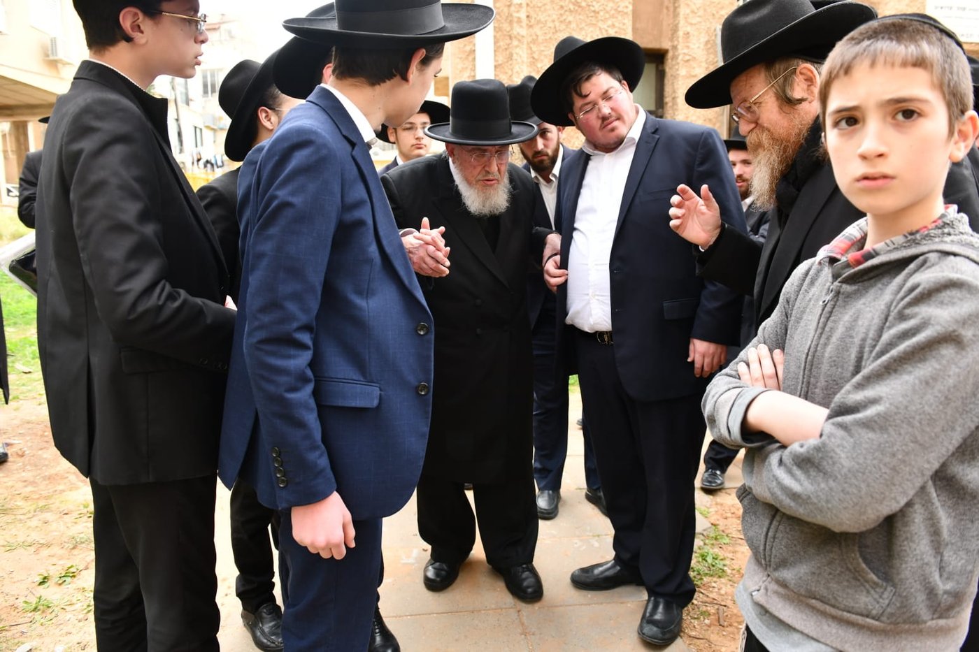 המונים בהלווית 'הצדיק מבני ברק' רבי יצחק גרודז'ינסקי זצ"ל