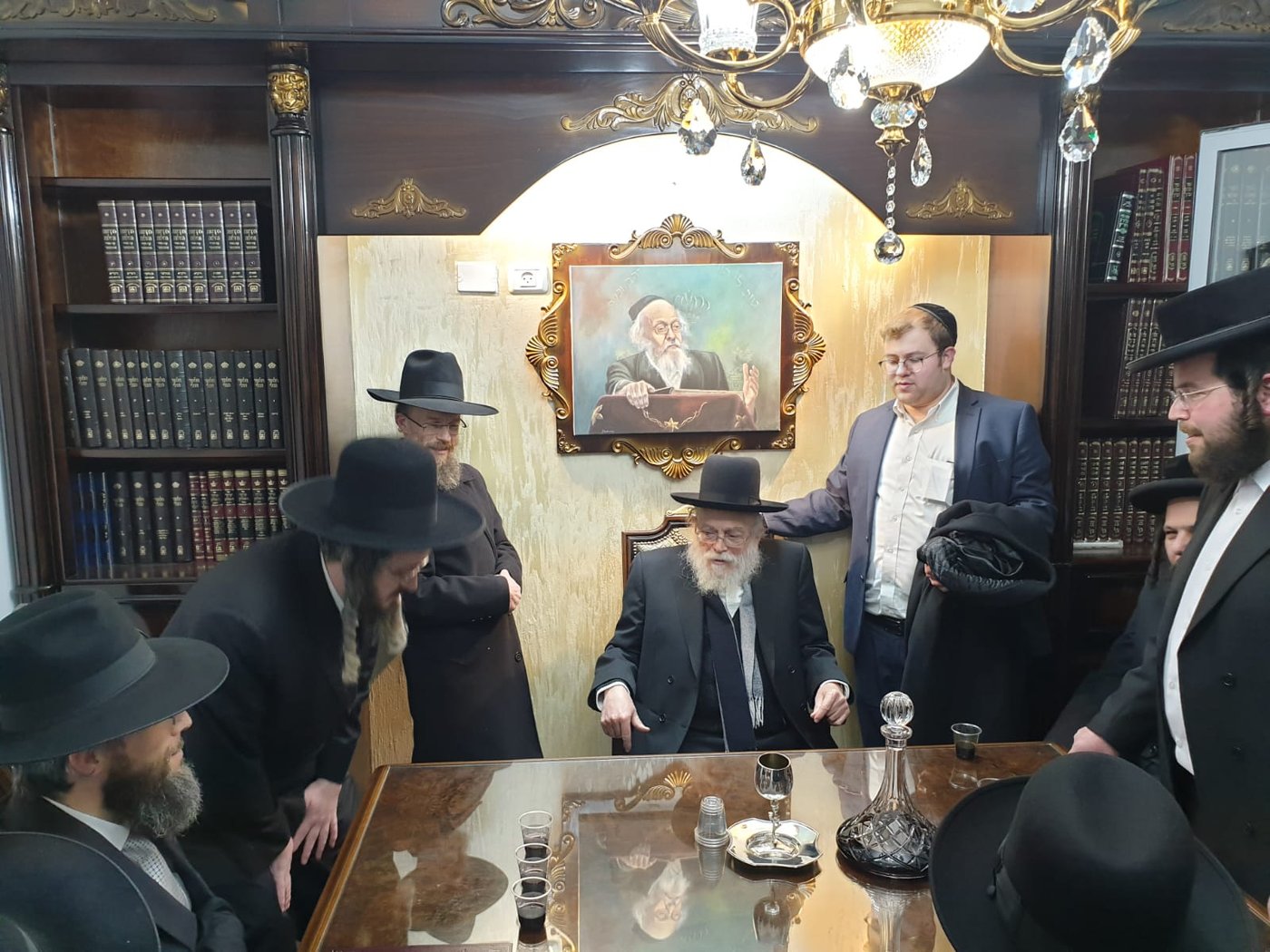 הרב אלישיב חנך בית הוראה על שם אביו