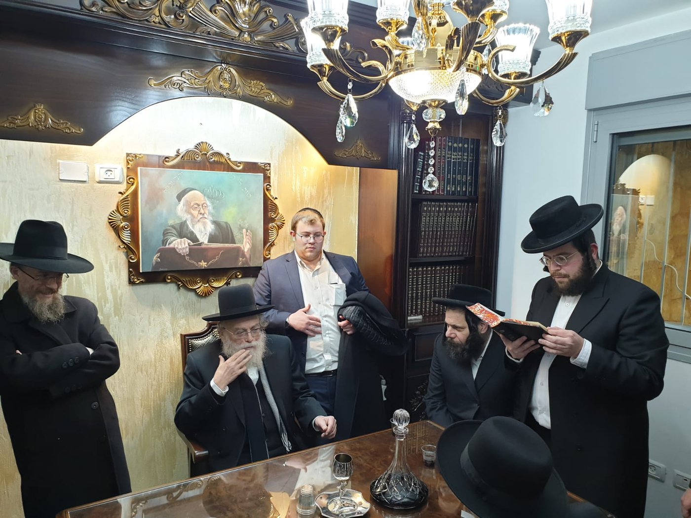 הרב אלישיב חנך בית הוראה על שם אביו