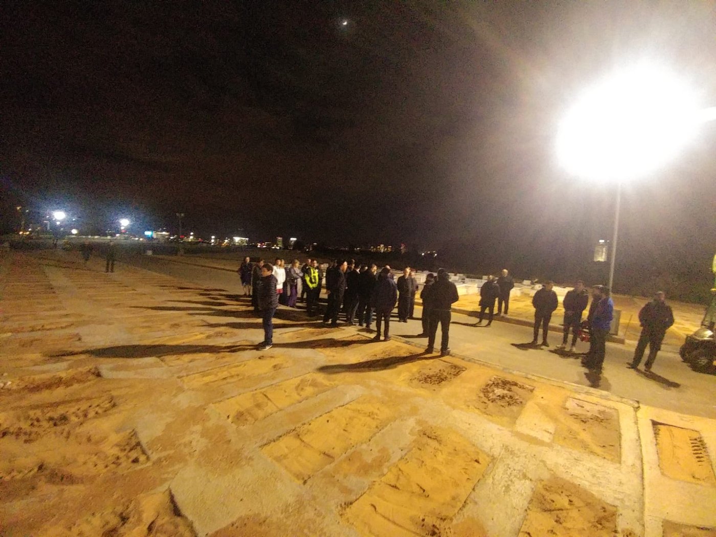 תיעוד מרגש: עשרות בהלוויית אלכסנדר נובודוורצב ז"ל