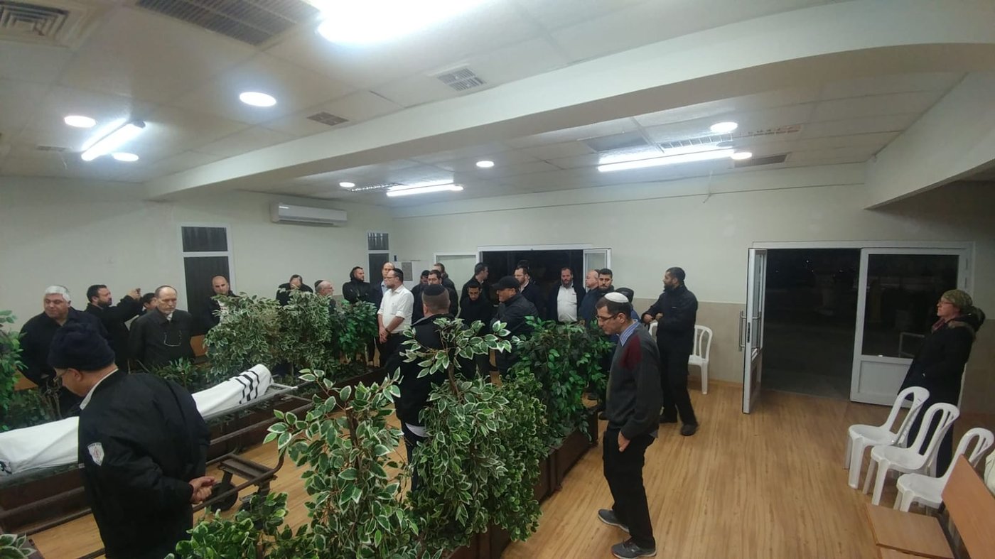 תיעוד מרגש: עשרות בהלוויית אלכסנדר נובודוורצב ז"ל