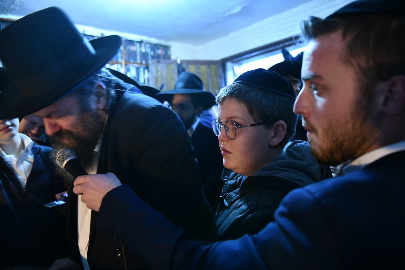 מסע הלווית הרבנית צפורה שפירא ע"ה. צפו