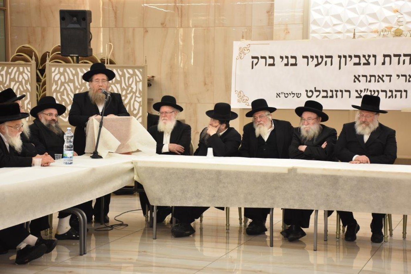 מאבק הכשרויות בבני ברק: "נלחמים בכבוד שמים"