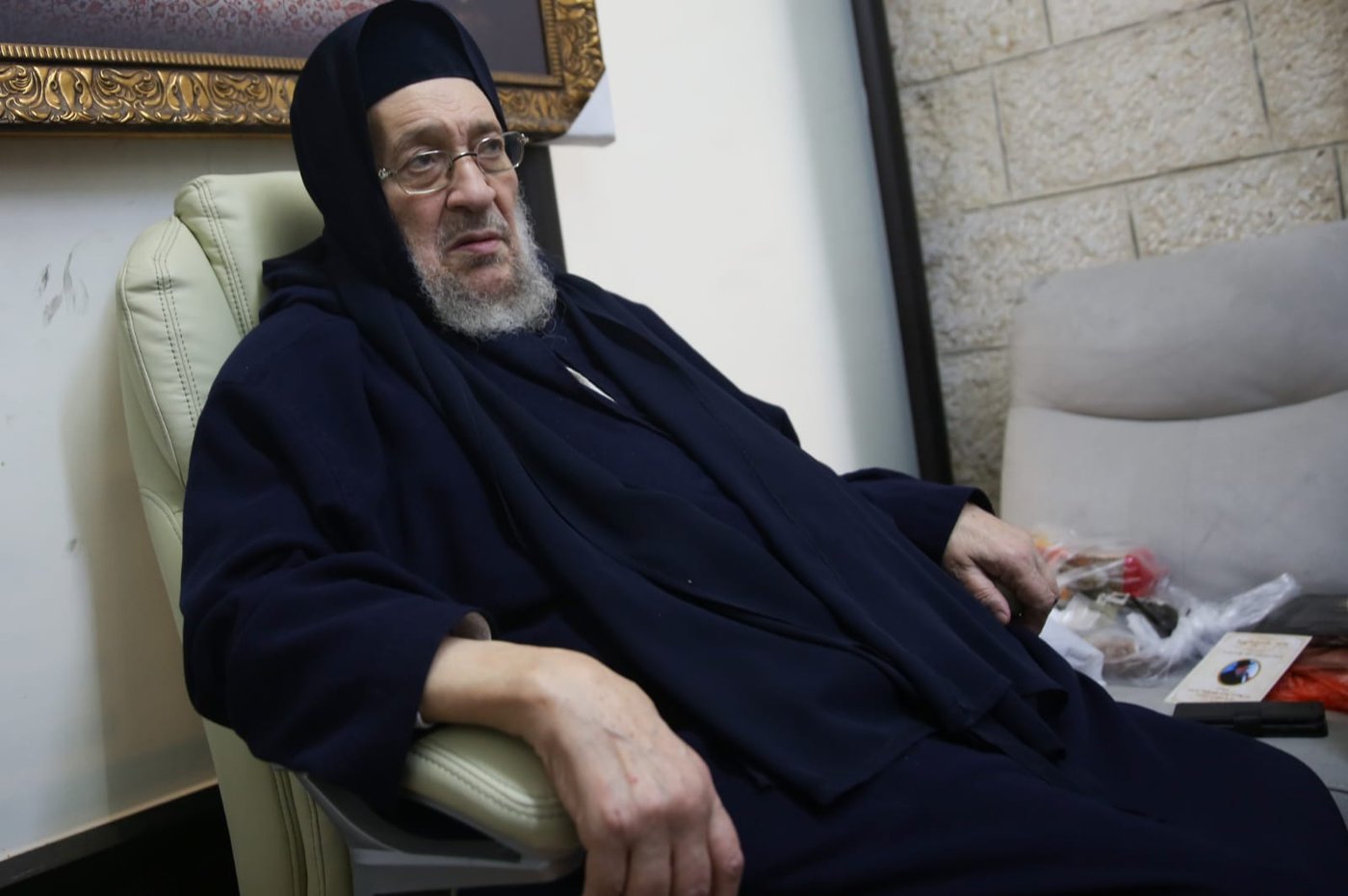 ערב ההילולא: התפילות על ציון הבבא סאלי