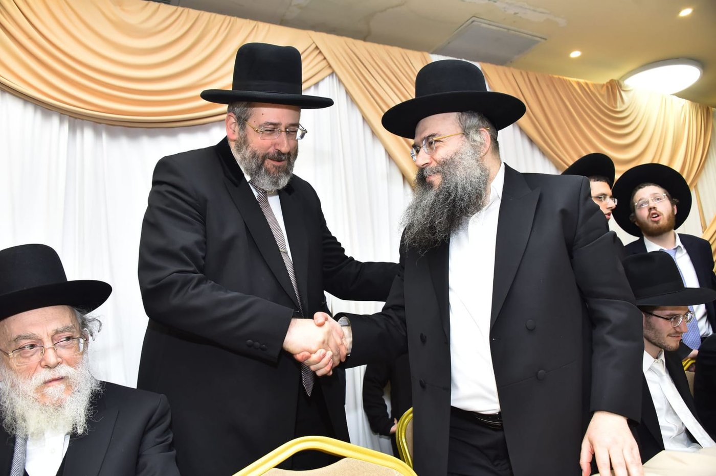 תיעוד ענק: נכדת הגר"ח קנייבסקי התחתנה בבני ברק