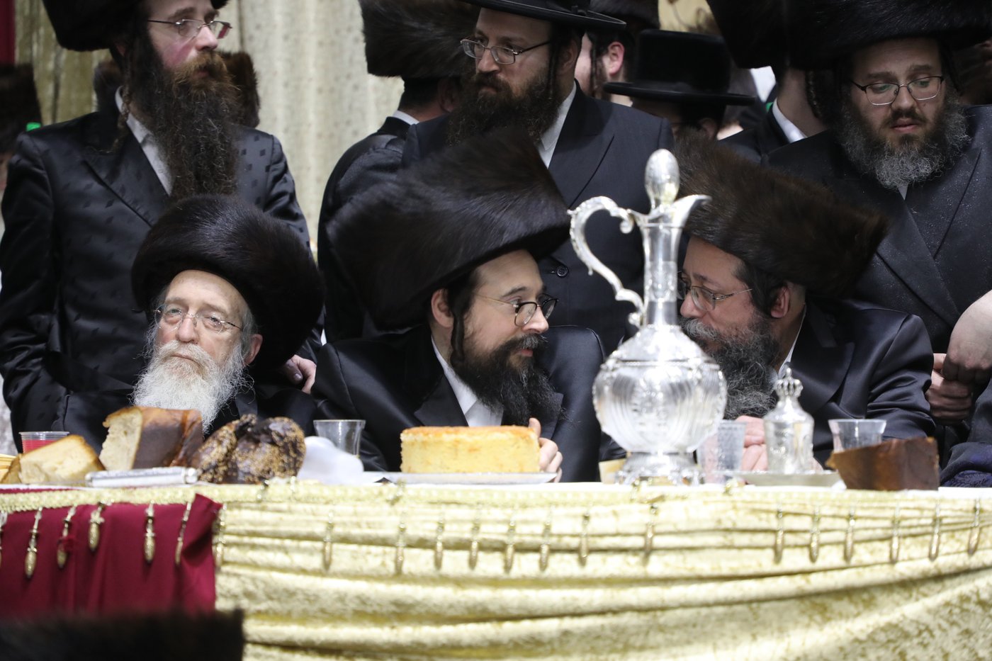 החסידים חגגו בשמחת בית 'דושינסקיא' - 'שבט הלוי' • צפו