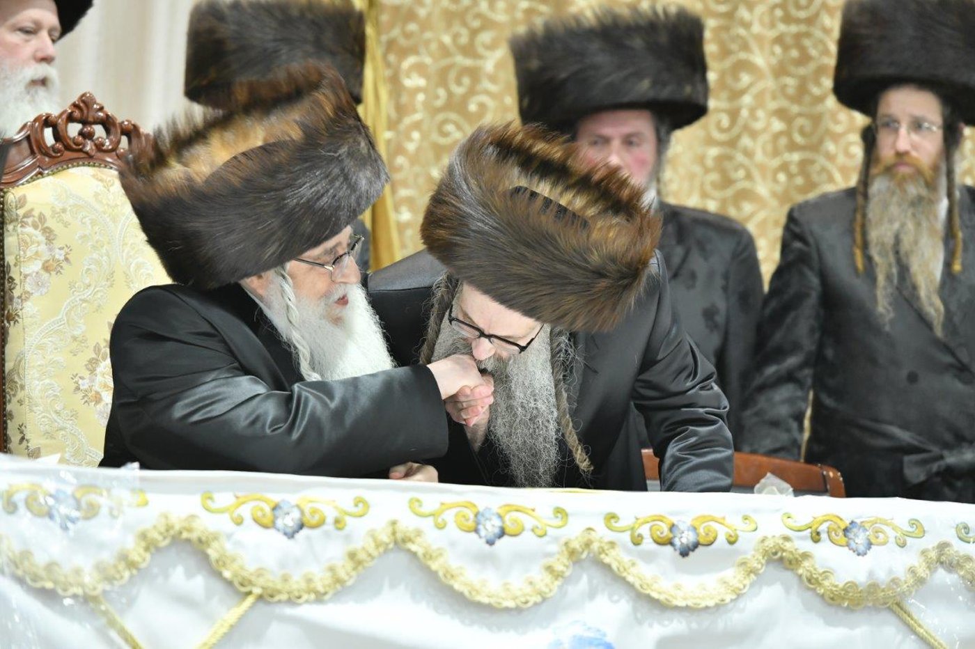 מהקבלת פנים ועד ה'מצווה טאנץ' בחתונת צאנז - סטריקוב