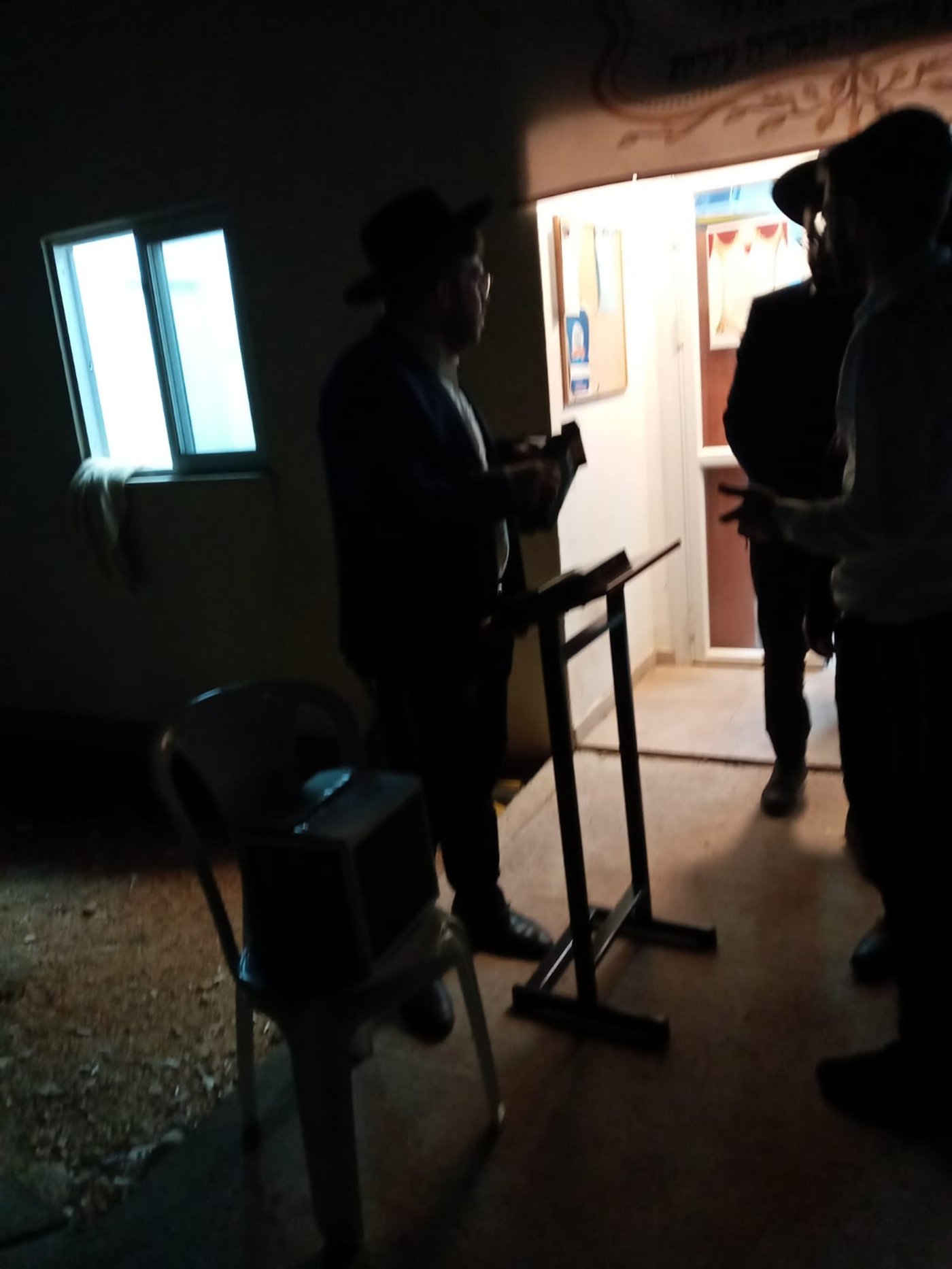 המקובל חילק וופלים לרפואת ראש הישיבה