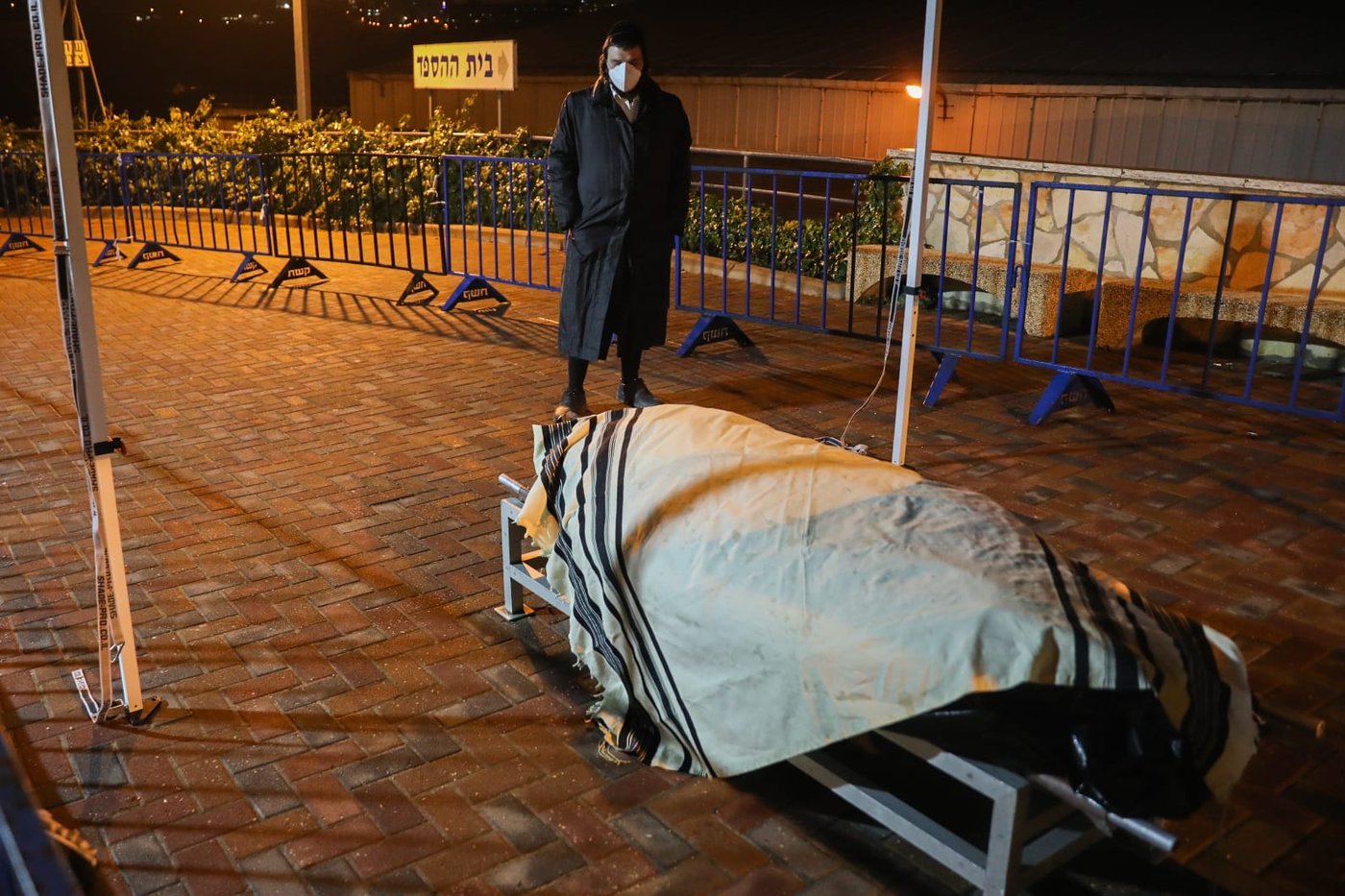 אריה אבן ז"ל: כך הובא למנוחות הנפטר הראשון מ'קורונה'