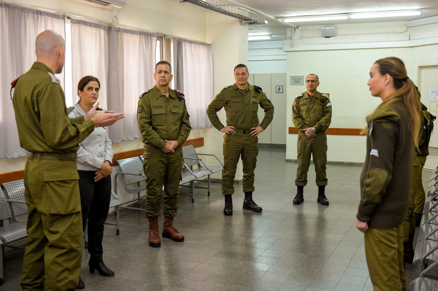 מבצע תרומות: הרמטכ"ל אביב כוכבי תרם דם