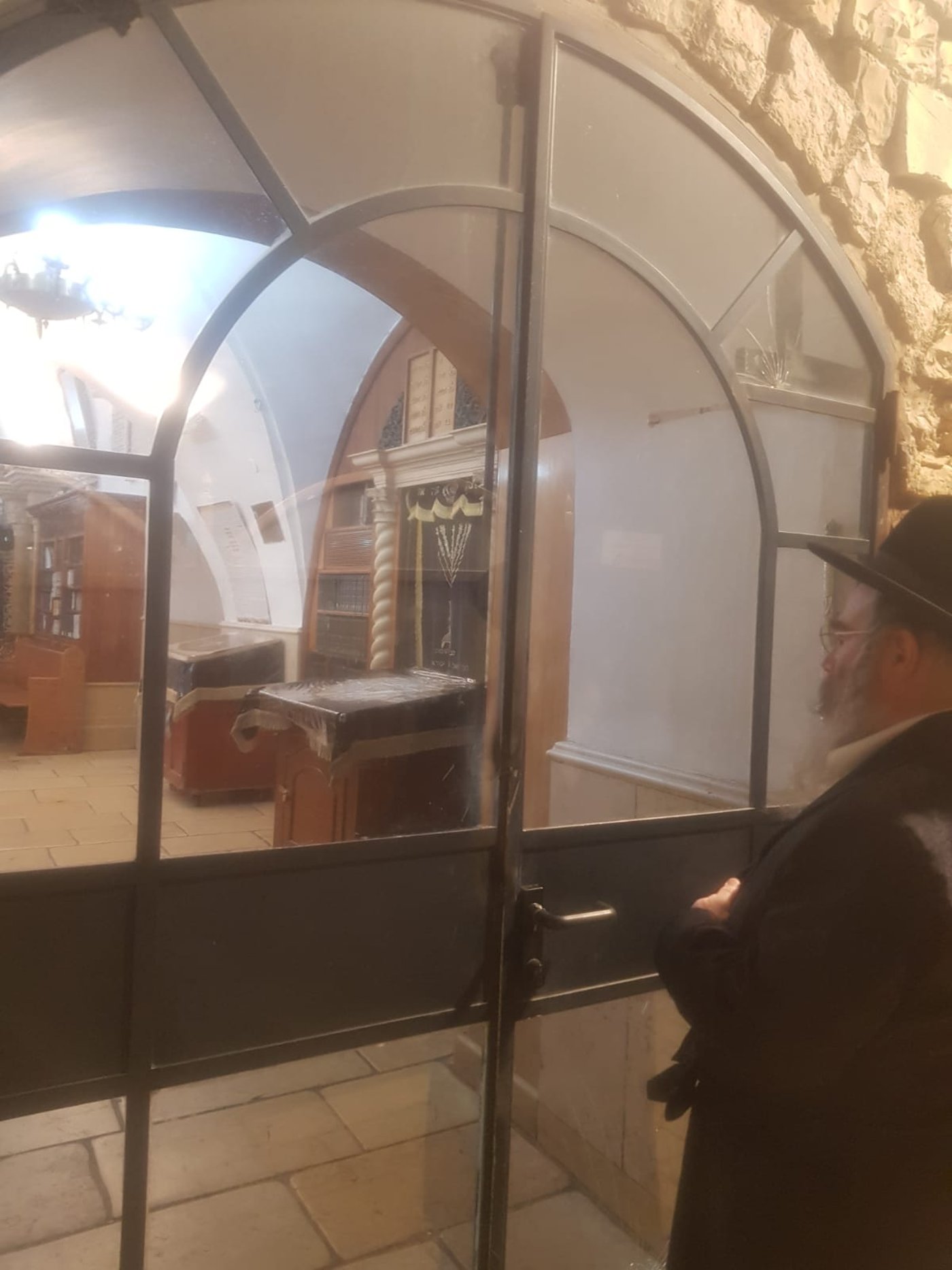 בערב ראש חודש: המקומות הקדושים נסגרו הרמטית ופונו