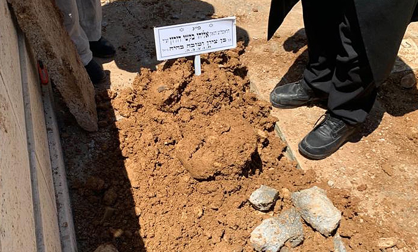 קברו הטרי של הגר"א בקשי דורון זצ"ל