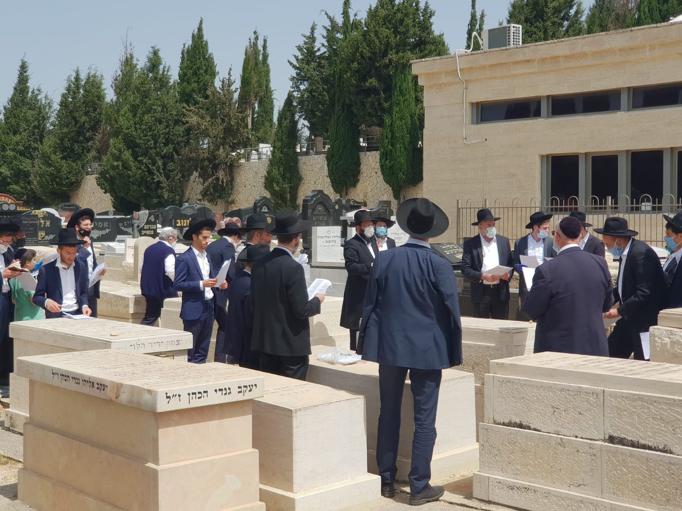 ככלות השבעה; בני משפחת זקן הראשונים לציון זצ"ל עלו לציונו