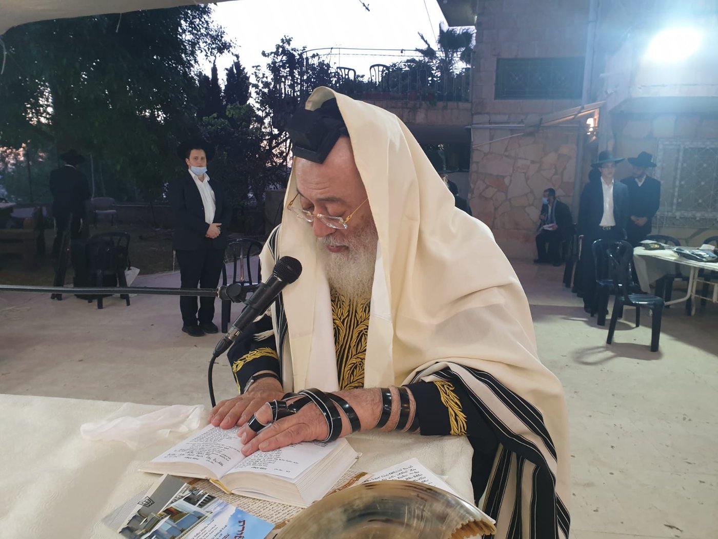 צום הקפות שופרות וחצוצרות: התיקון של הראש"ל נגד הקורונה